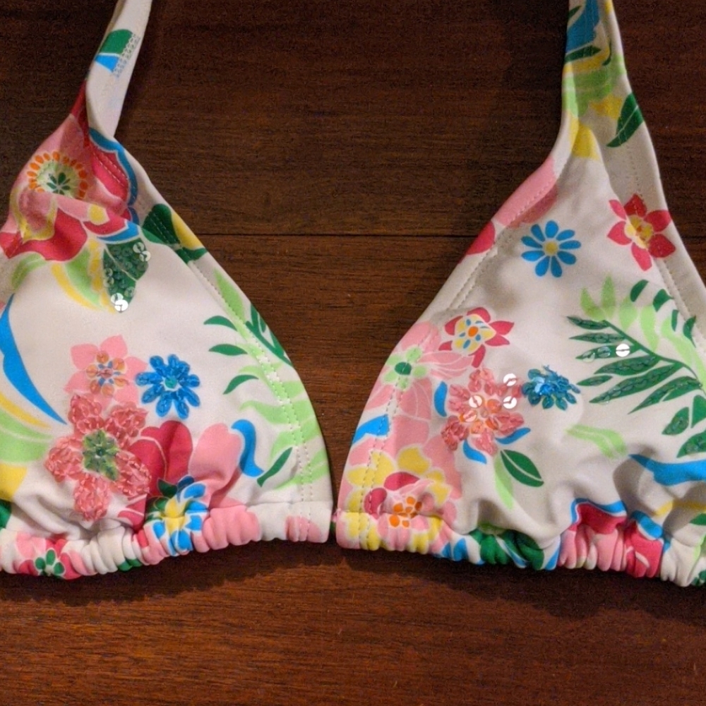 Triangle String Sequine Bikini Top 👙